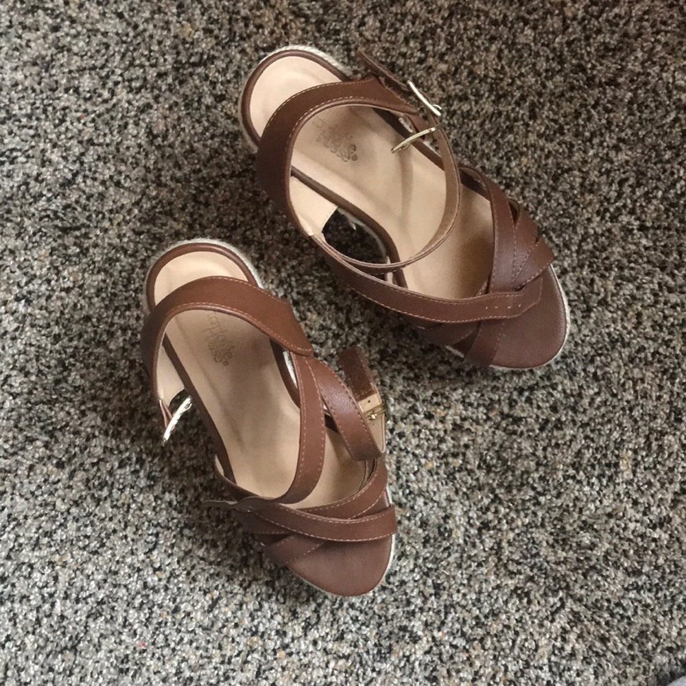 Wedge heels - Picture 2 of 3